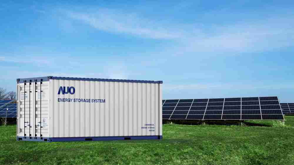 传奇国际透过AI数据管理，，，提供不同类型用户进行储能与能源管理，，达到再生能源管控调度成效